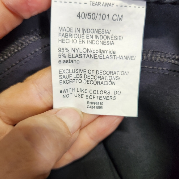 Under Armour Fish Hunter Cargo Shorts Men's 40 Black Stretch Nylon 4 Pocket - Picture 8 of 9